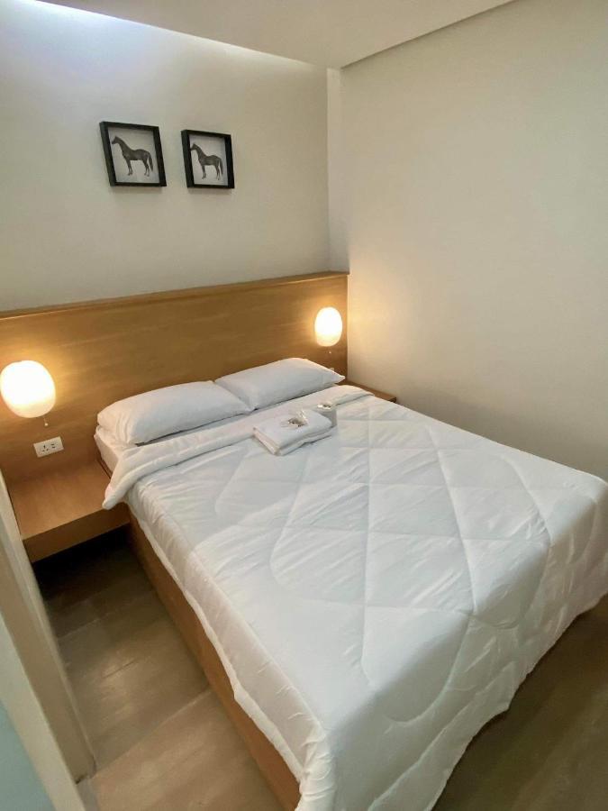 Aurora Suites Pasay Exteriér fotografie