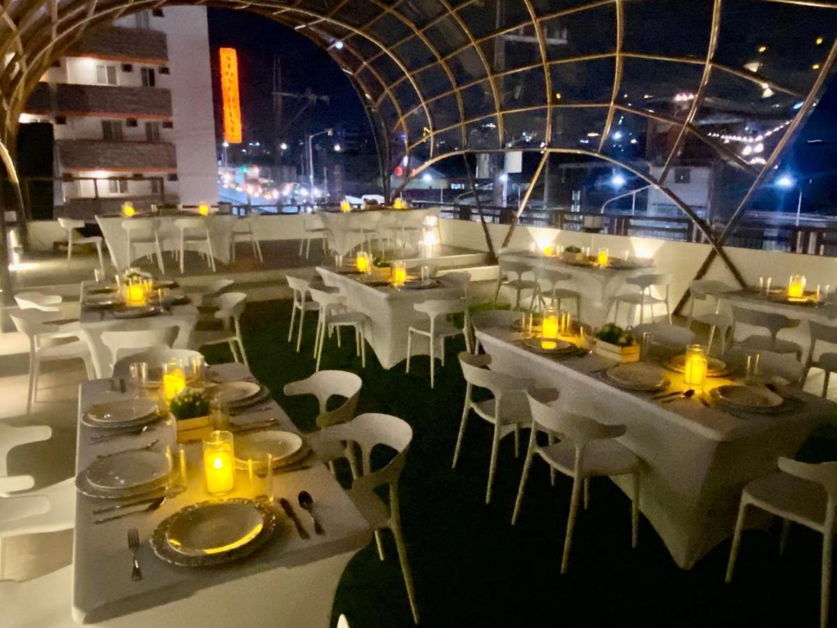 Aurora Suites Pasay Exteriér fotografie