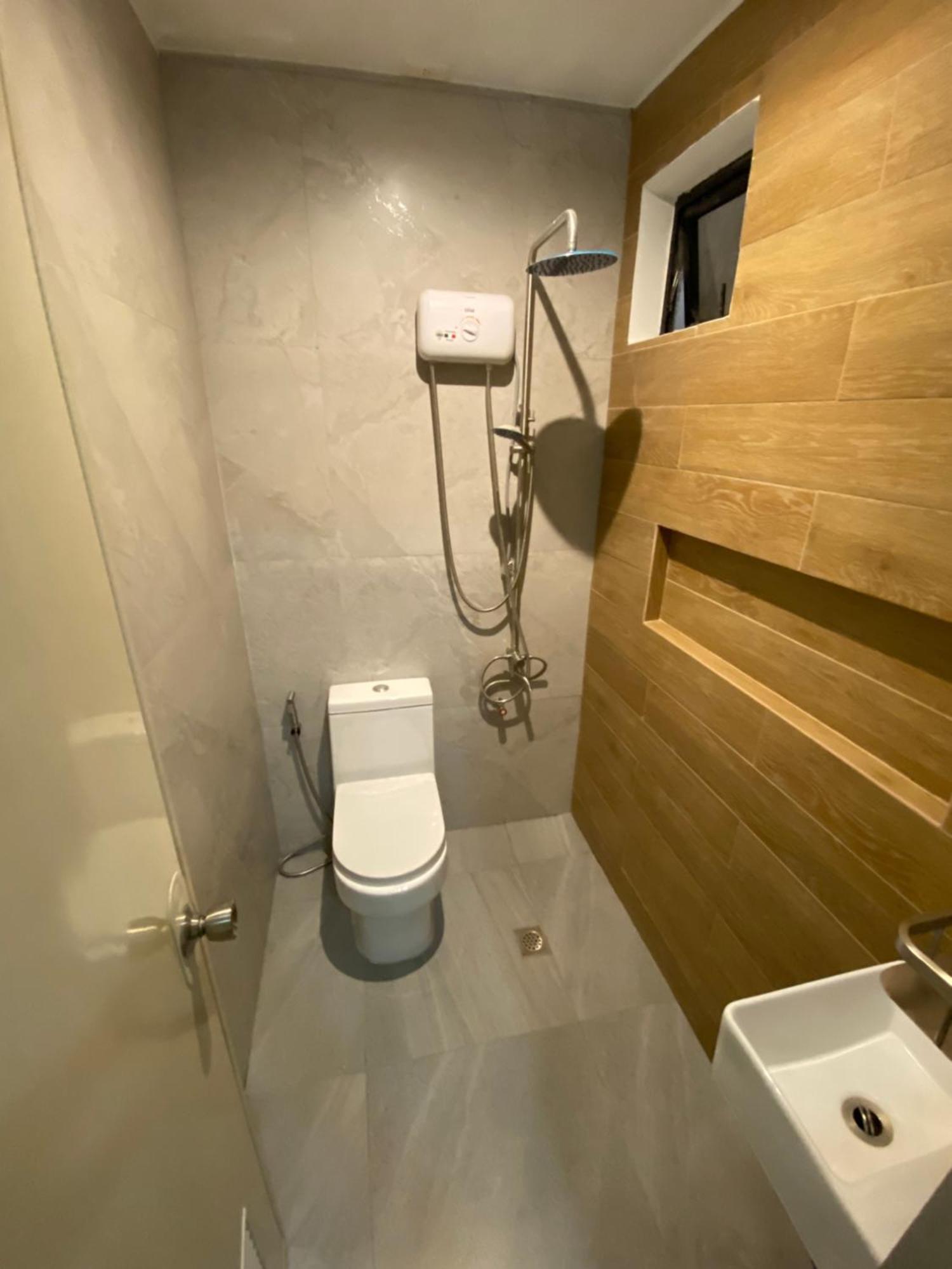 Aurora Suites Pasay Exteriér fotografie